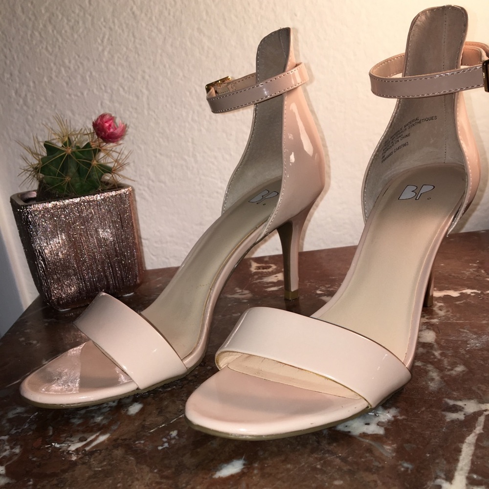 👠💕Nordstrom BP. Strap blush/nude heels